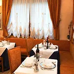 Hotel De Matie 3*
