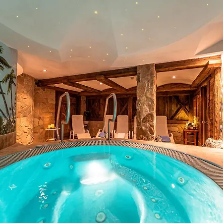 De Matie Hotel 3*